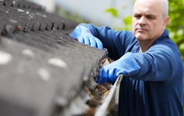 cleaning and inspecting Chulmleigh roofs